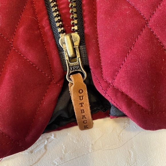 Outback Trading Company Red Quilted Vest - Picture 4 of 11